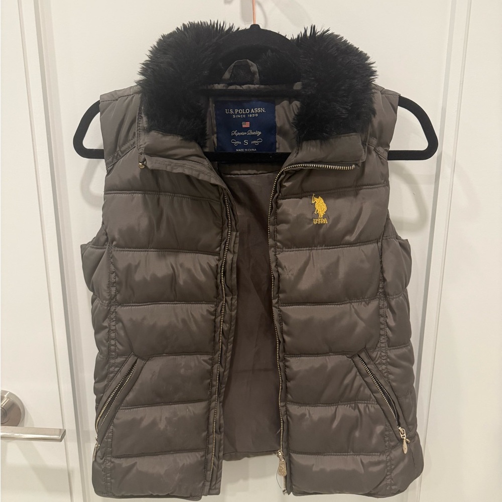 U.S. Polo Assn. Taupe Puffer Vest with Black Fur Trim